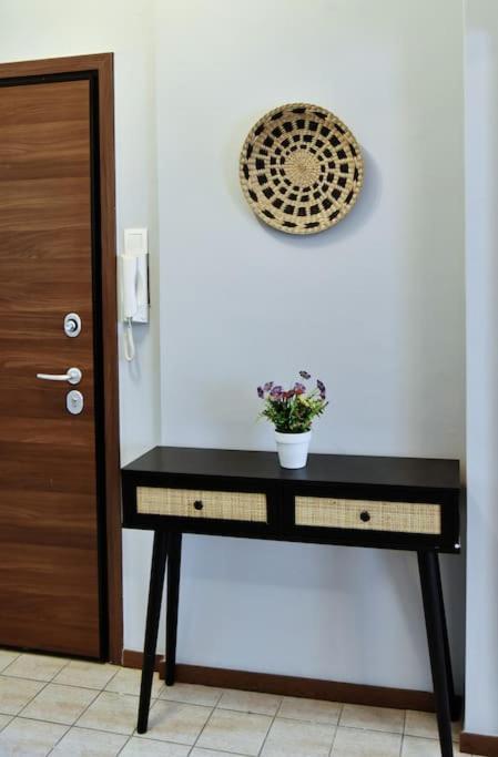 Appartamento Kipseli New Modern & Cozy 65Tv Netflix Atene Esterno foto